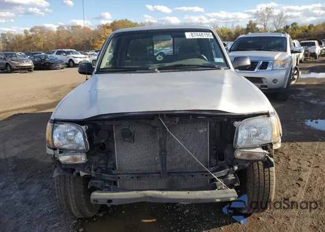 2003 Toyota Tacoma Xtracab z USA, uszkodzony, nr VIN 5TEWM72N03Z172176
